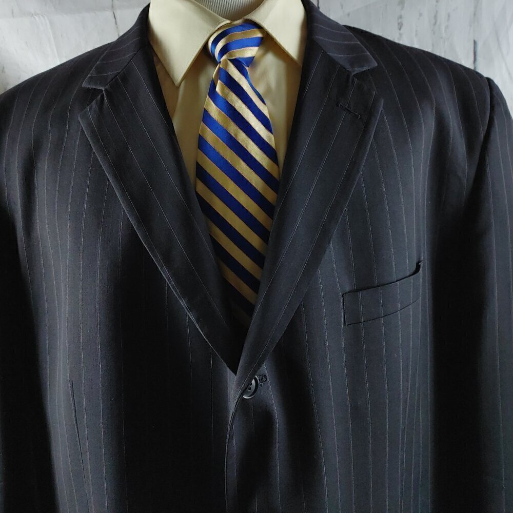 Linea Uomo B&T 52R Wool Charcoal Striped 3 Button Suit Jacket